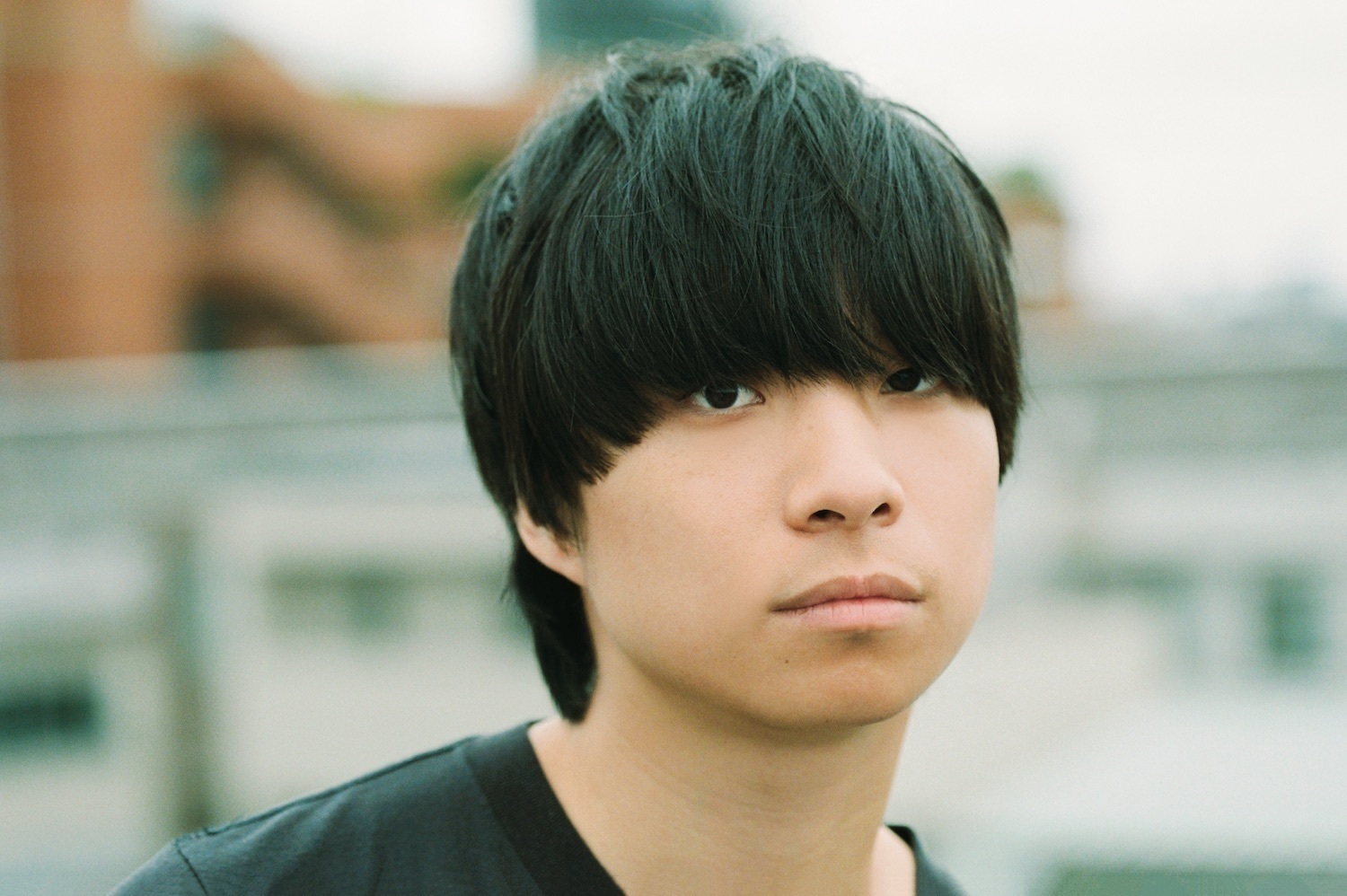 JAPAN最新号】クリープハイプ・尾崎世界観、変節の季節を語る。尾崎の