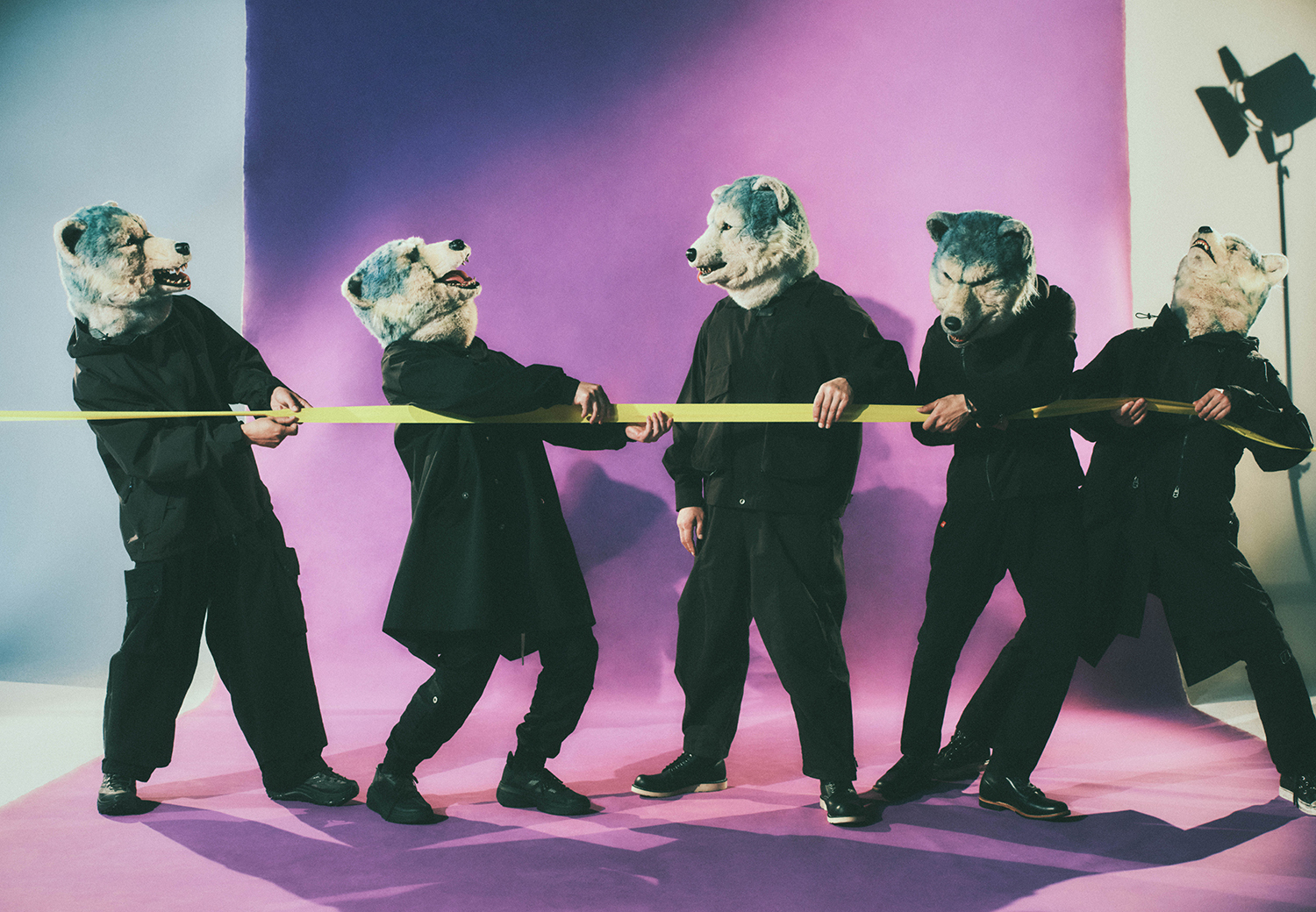 JAPAN最新号】MAN WITH A MISSION、15周年アニバーサリーブック