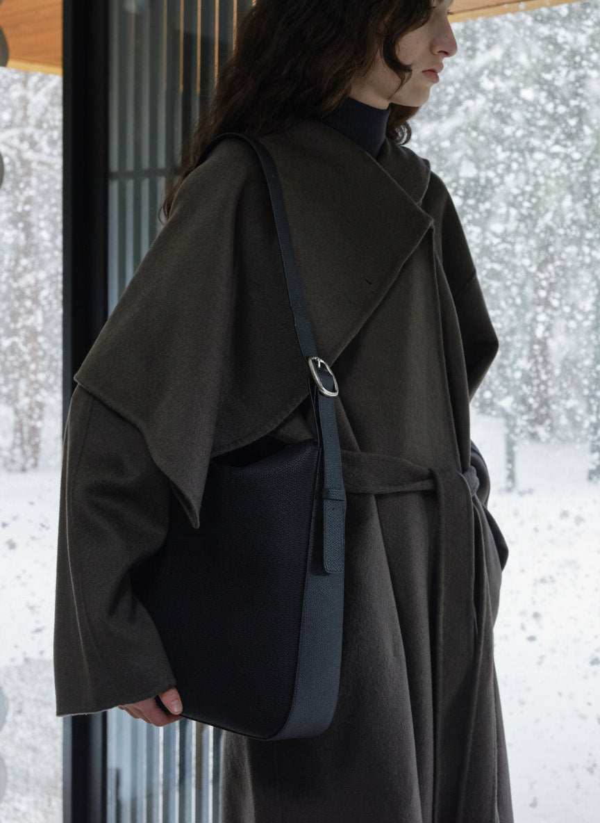 Double flap shoulder bag Textured