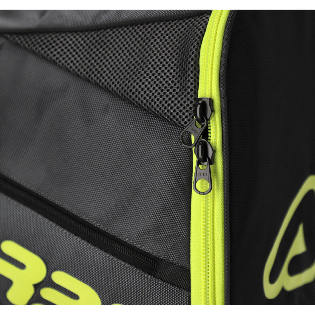 326power ヘルメットバッグ　黒×緑　ブラック　グリーン 326power ヘルメットバッグ 黒×緑 ブラック グリーン 大人気！326