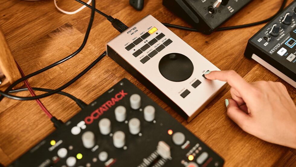 ARC USB (Advanced Remote Control USB) | RME Audio JP [アールエムイー]