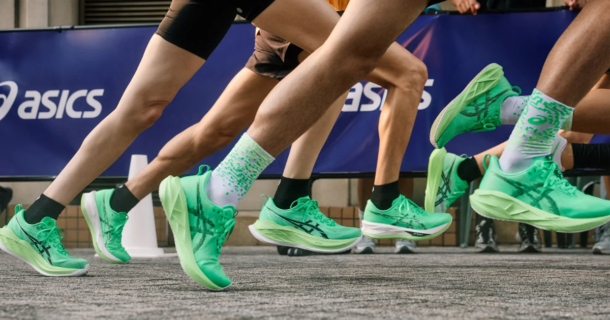 成長を止めないすべてのランナーへ。アシックスのランニングシューズ