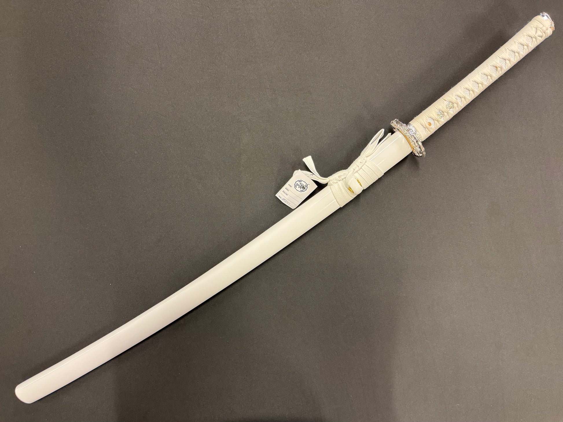 Dragonspring Forge Katana - White Snow Plum - 1060 Steel – RVA Katana