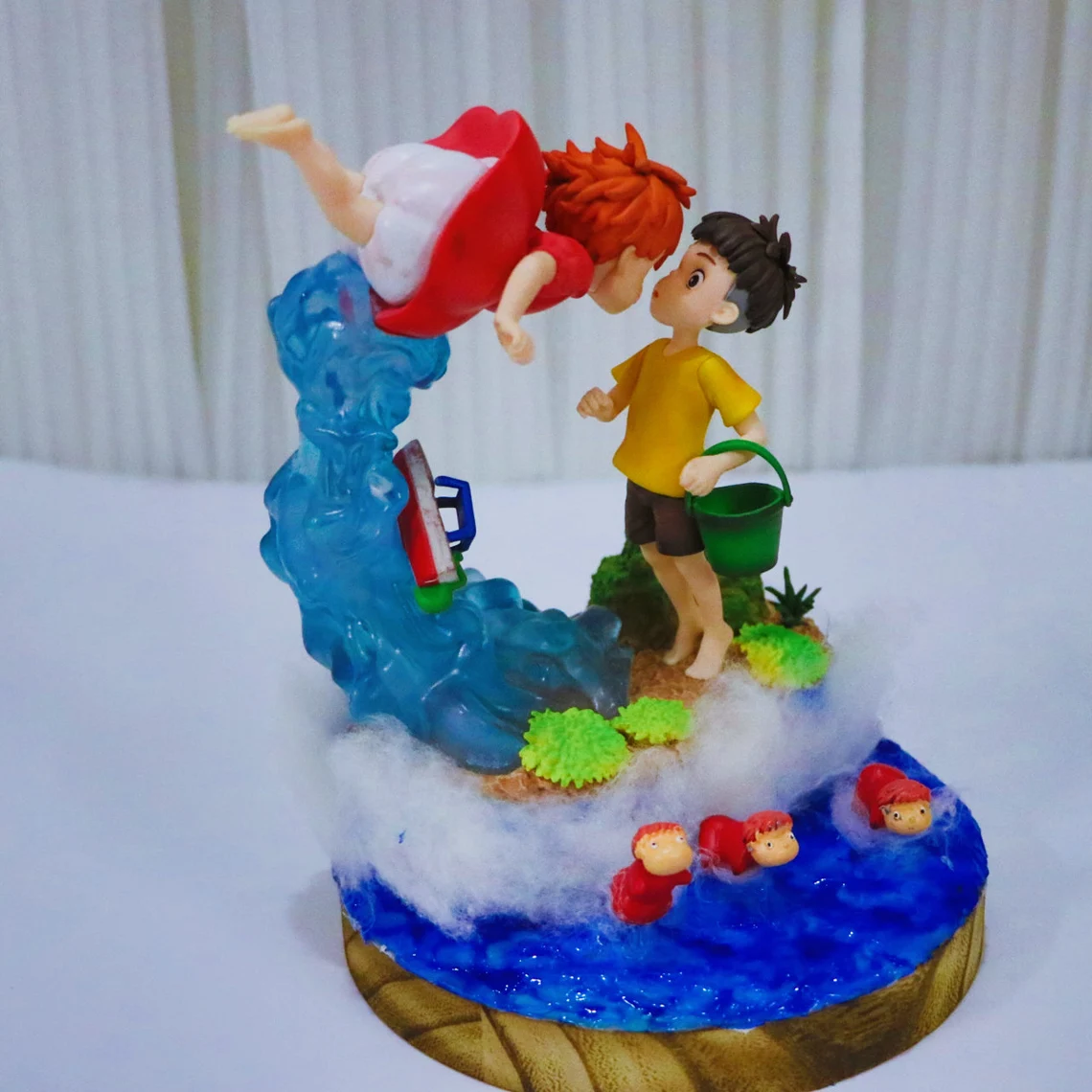 崖の上の金魚のLEDライトかわいいポニョナイトライトクリスマス