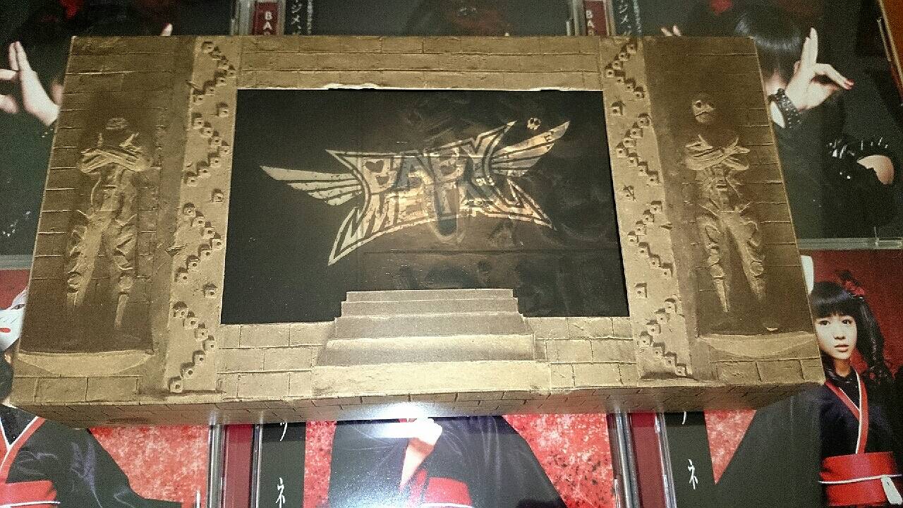 BABYMETAL ヘドバンギャーの初回生産限定盤コルセット付についての