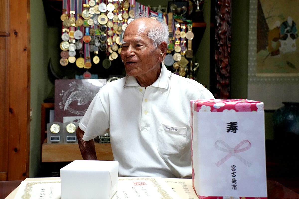 敬老の日】100歳でマスターズ陸上に挑戦へ 沖縄・宮古島の亀濱