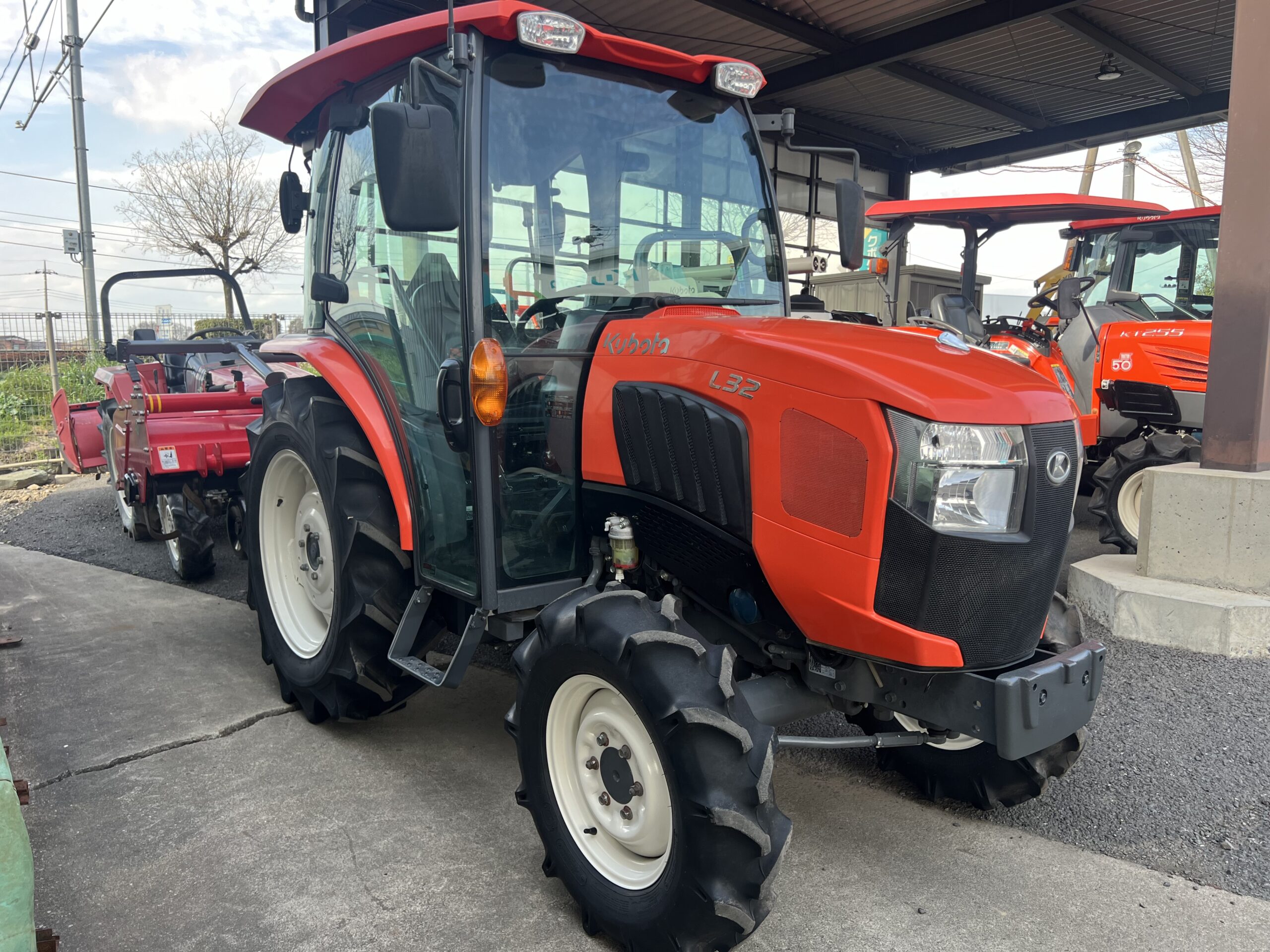 クボタ 中古トラクター L32 | 農機／建機／草刈機販売（有）関口