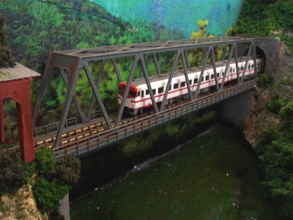 鉄道模型レイアウト紹介4－4．ローカル線ジオラマ「ダム湖周辺