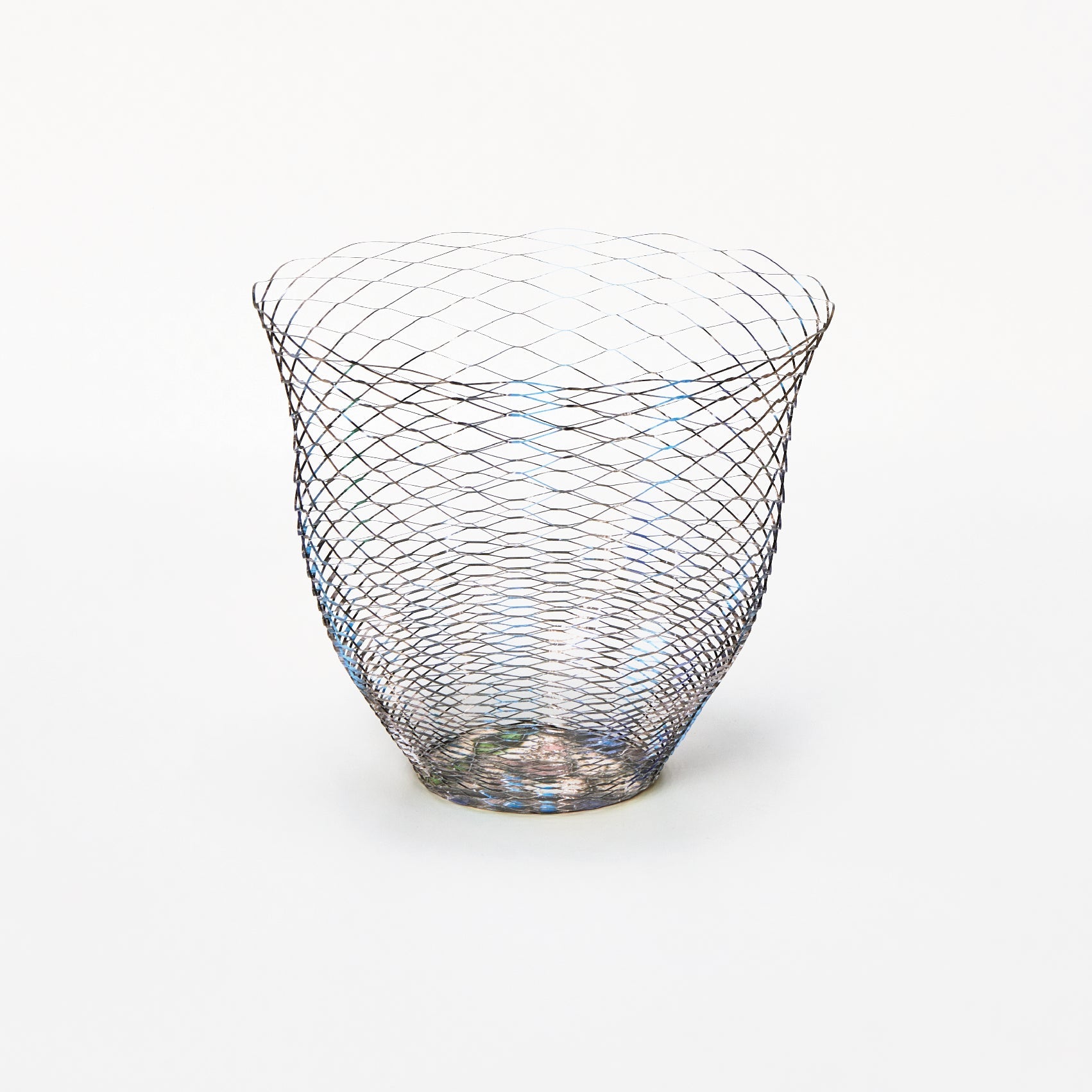 空気の器 LEIJONA by RUT BRYK