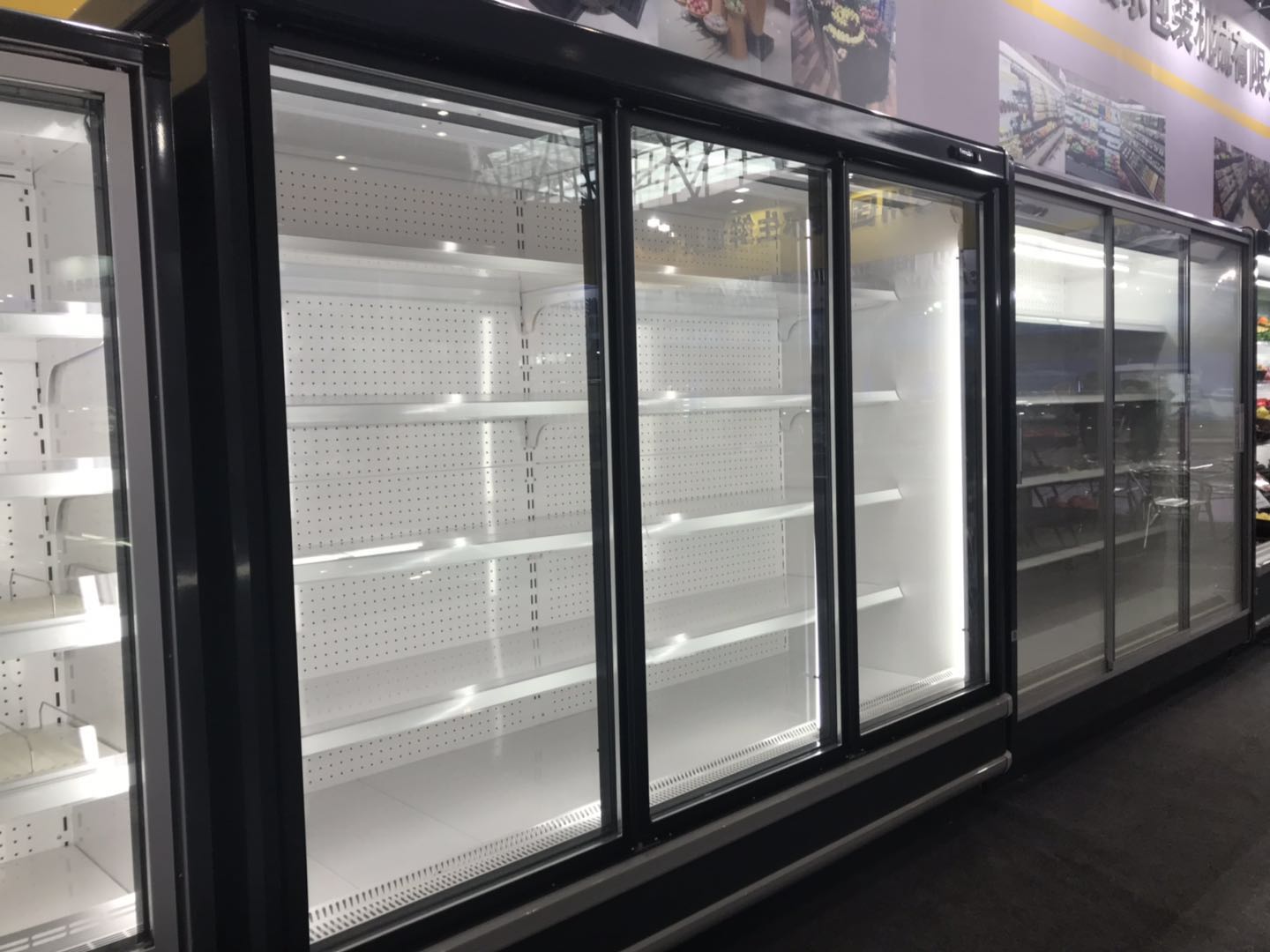 レッドブル冷蔵庫冷凍庫中古商業用ペプシ4ガラスドア