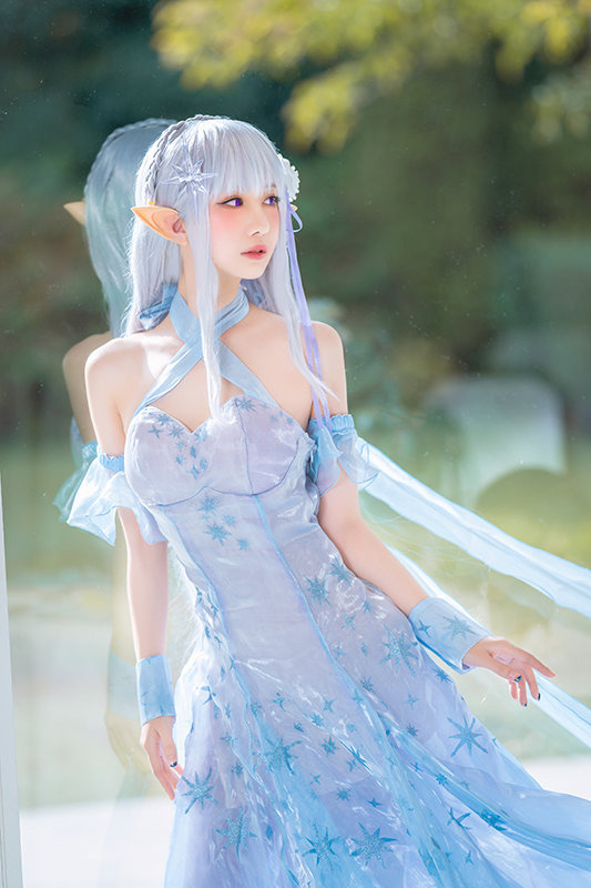 コスプレ】「リゼロス」へのエミリア（クリスタルドレス)実装を願って