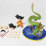 ドラゴンボール」1巻の表紙を再現！Vジャンプ12月特大号の応募者全員