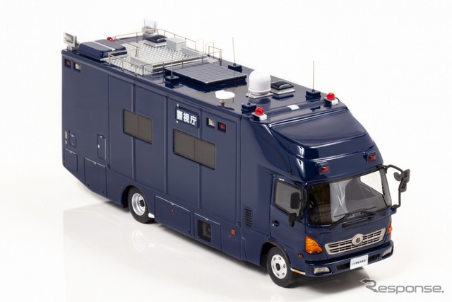 超マニアックなミニカー「公安機動捜査隊指揮官車両」予約受付開始 4枚