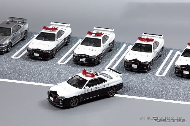 R34パトカー、埼玉県警 スカイラインGT-R 最後の1台を1/43スケールで 1