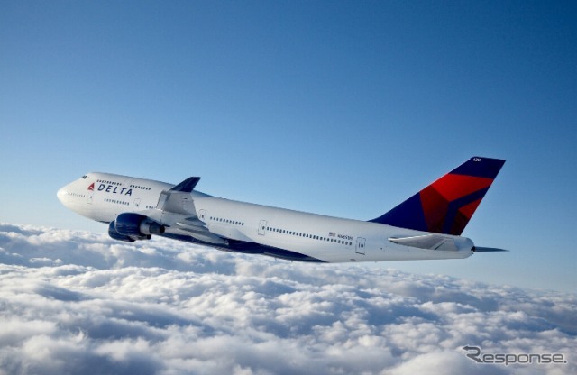 デルタ航空、ボーイング747-400型機の内装を刷新 1枚目の写真・画像