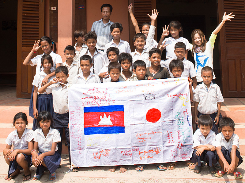 倉木麻衣 みんなでカンボジアに寺子屋を建てよう！プロジェクト