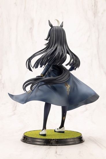 コトブキヤ ウマ娘 プリティーダービー 1/7 マンハッタンカフェ