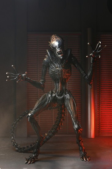 NECA エイリアン：ロムルス スコーチド ゼノモーフ アルティメット 7