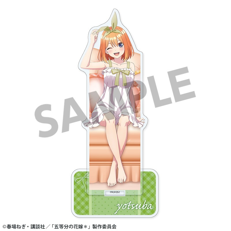 五等分の花嫁＊ 描き下ろしアクリルスタンド 中野四葉 ナイトウェア