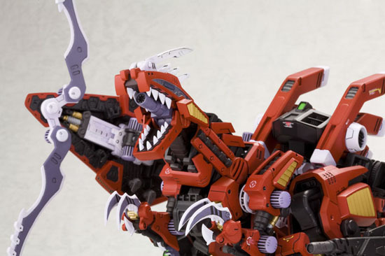 再販】コトブキヤ ゾイド 1/72 EZ-034 ジェノブレイカー レイヴン仕様