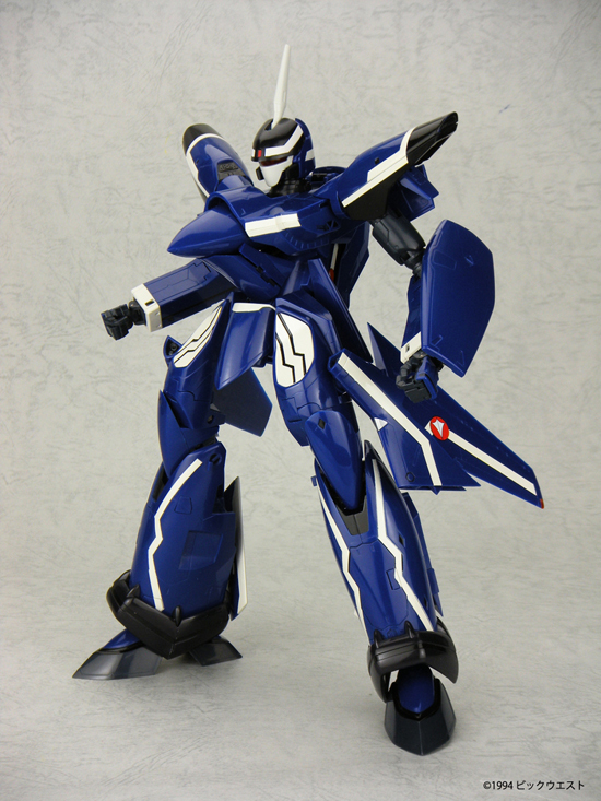 やまと マクロスシリーズ 1/60 完全変形 VF-19F エメラルドフォース