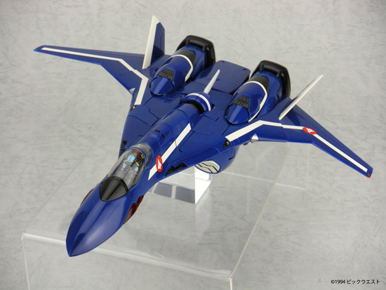 やまと マクロスシリーズ 1/60 完全変形 VF-19F エメラルドフォース