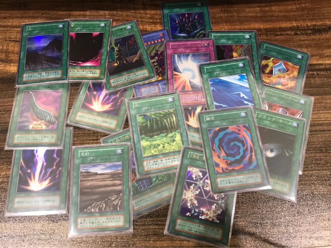遊戯王 初期レアカードまとめ売り 1枚の通販 やみ（369330163） | magi