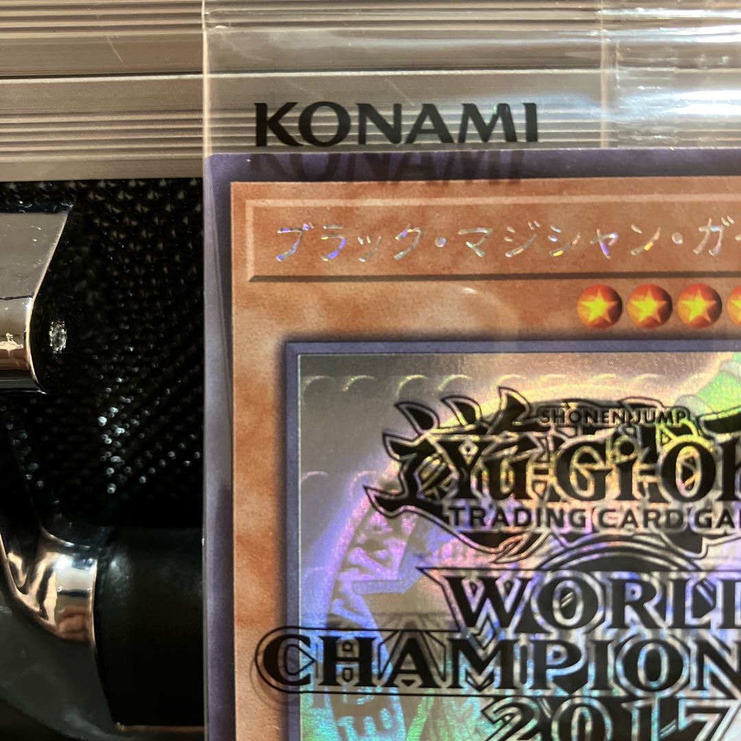 遊戯王 WCS2017 ブラック・マジシャン・ガール ホログラフィックレア