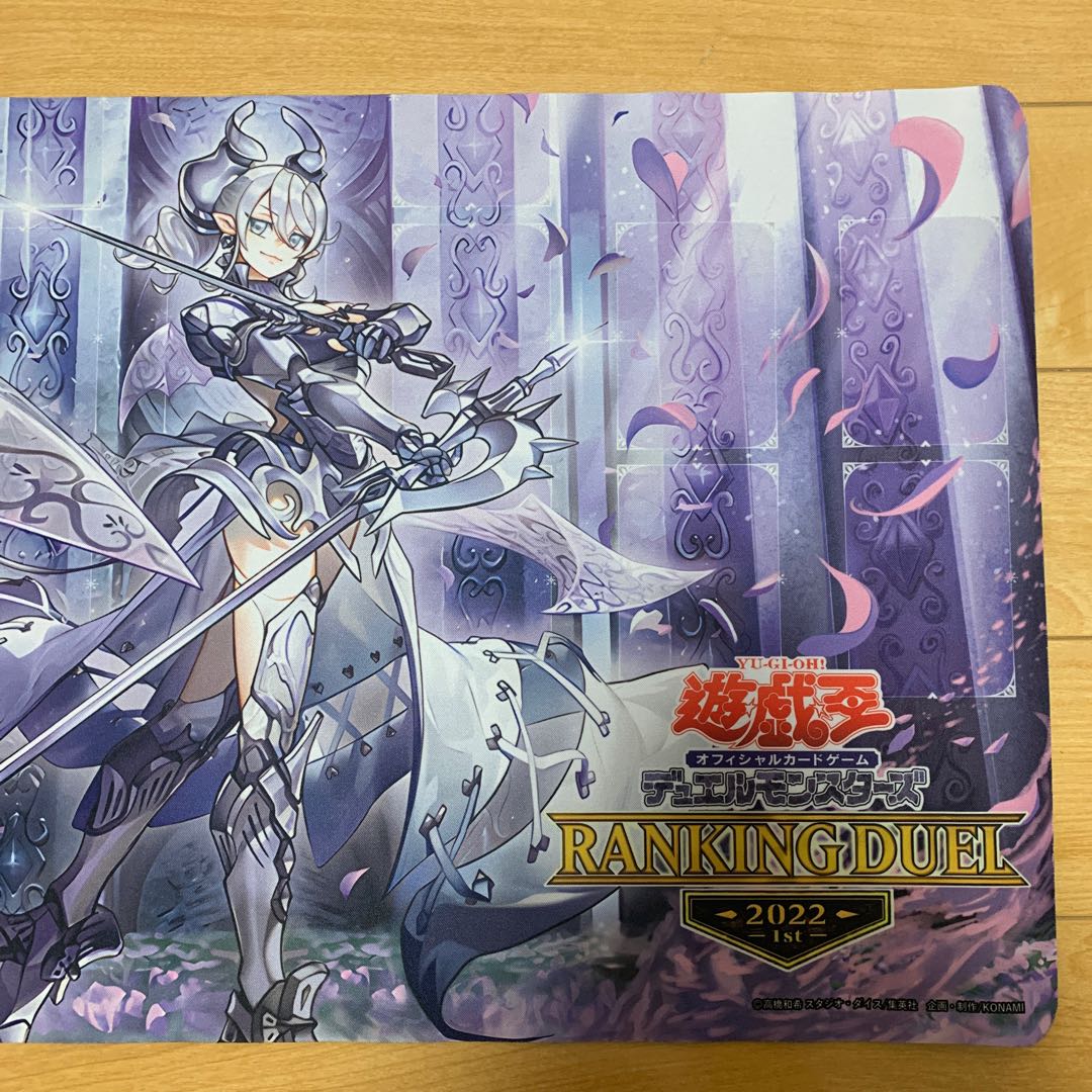 遊戯王 プレイマット 迷宮城の白銀姫の通販 ディズプレイ専売