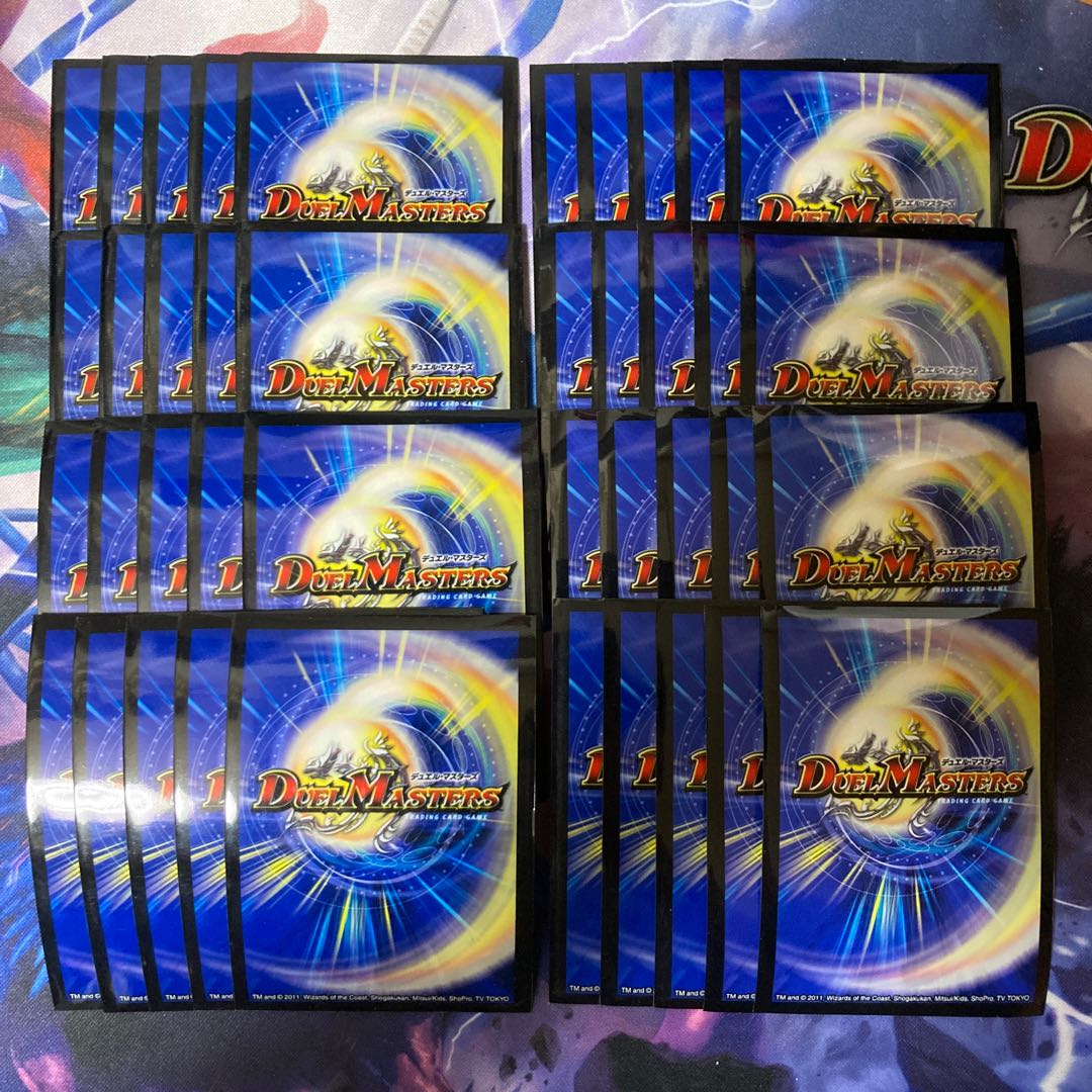 デュエルマスターズ公式スリーブ カード裏面の通販 休止中です