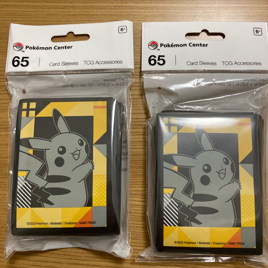 wcs2023 横浜 デッキシールド スリーブ 2個 ピカチュウ 1枚の通販 しょ
