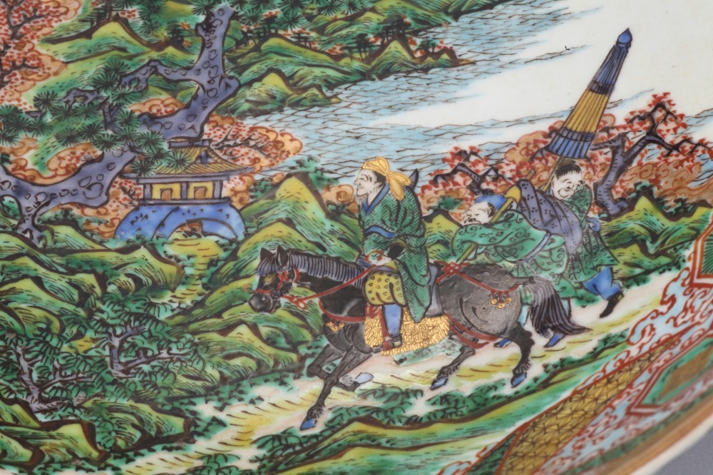 石川県の伝統工芸品【九谷焼】とは｜美しい絵柄の特徴や魅力を徹底解説