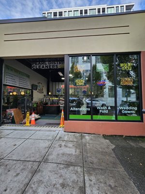 PEARL DISTRICT DRY CLEANERS - Updated March 2026 - 17 Photos & 98