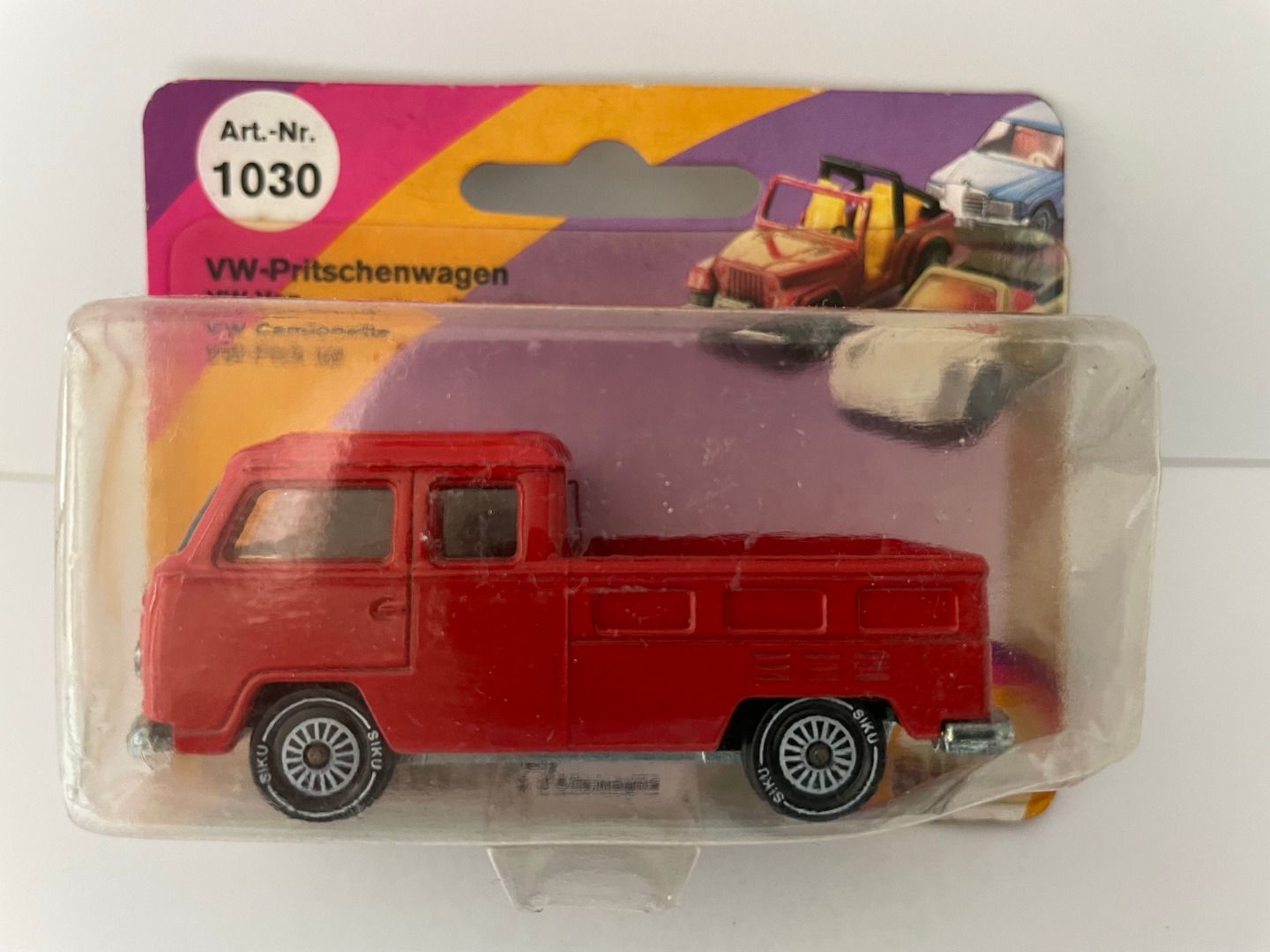 SIKU 1030 - VW Bus T2 Pritschenwagen rot - 1:55 OVP ungeöffnet