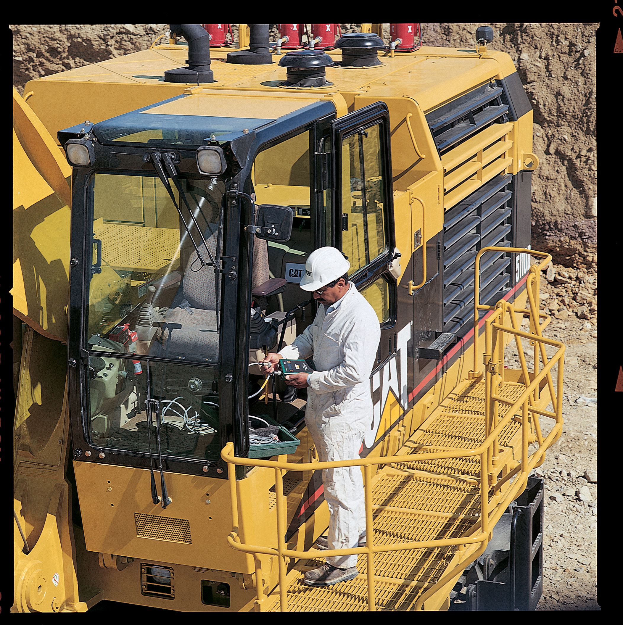 Cat 5110B/5110B L Large Mass Excavation | Caterpillar