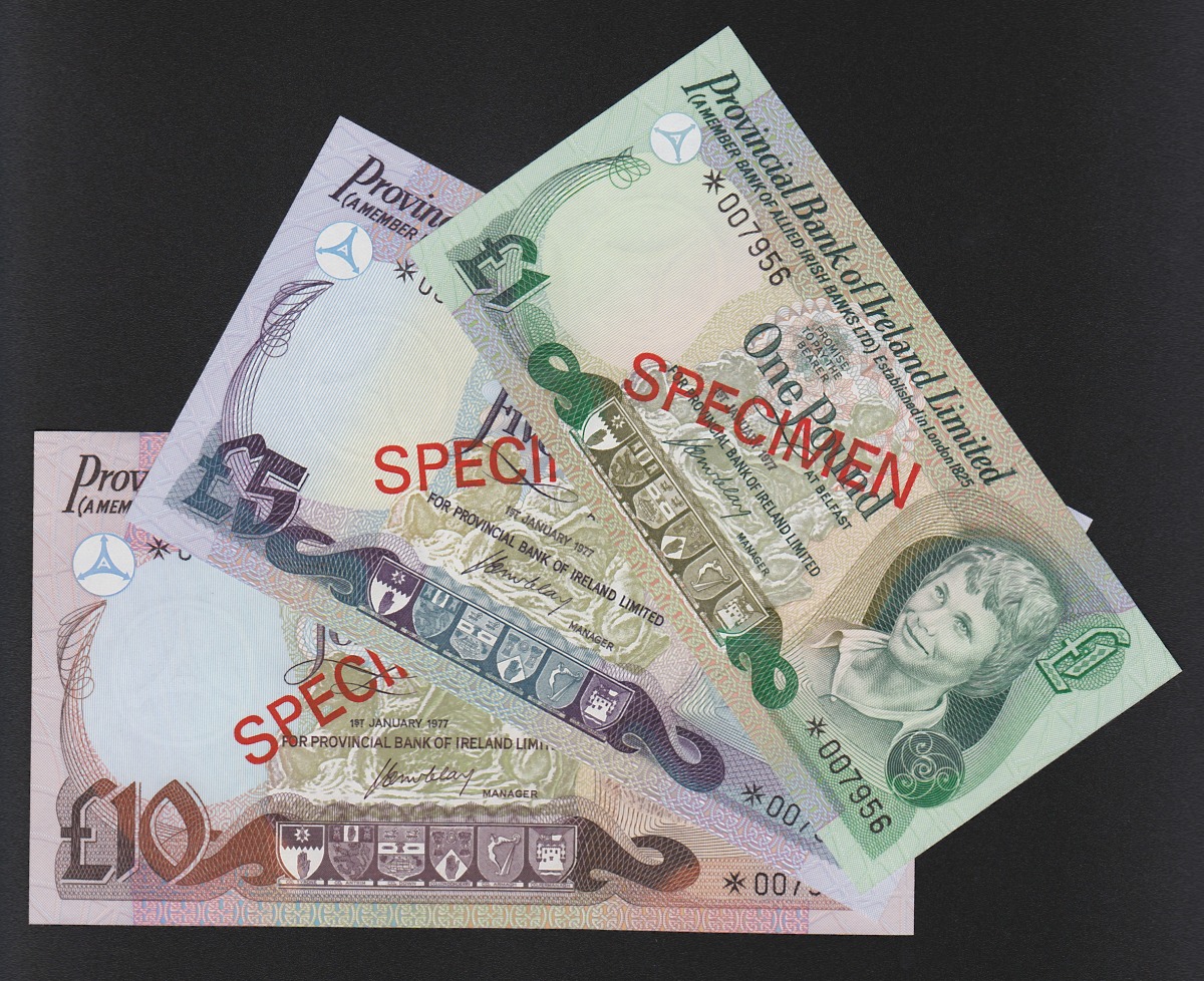 イギリス 2006年版 エリザベス女王 20ポンド紙幣 KD79308983 完未品