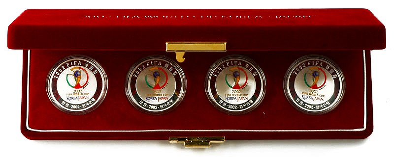 日韓ワールドカップ 1万ウォン 純銀1オンス4種セット 完未品 | 収集