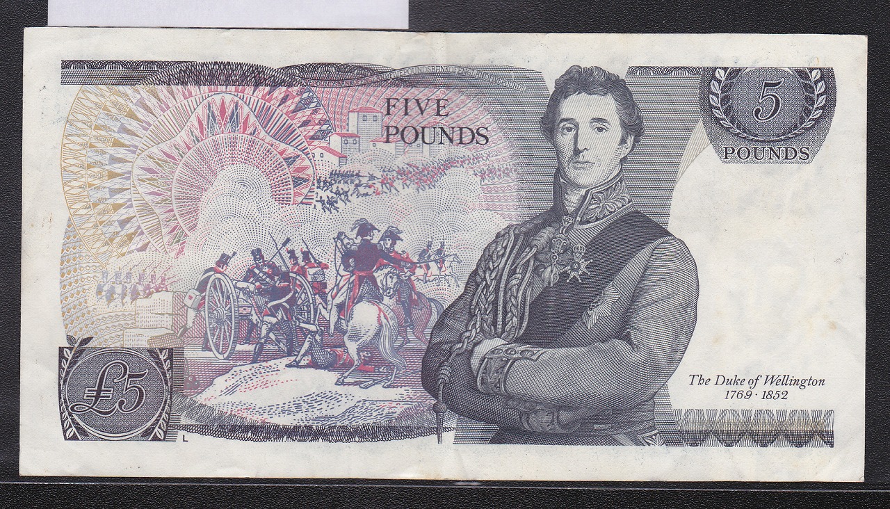 イングランド紙幣 5ポンド 1988年 エリザベス2世女王 美品 | 収集ワールド