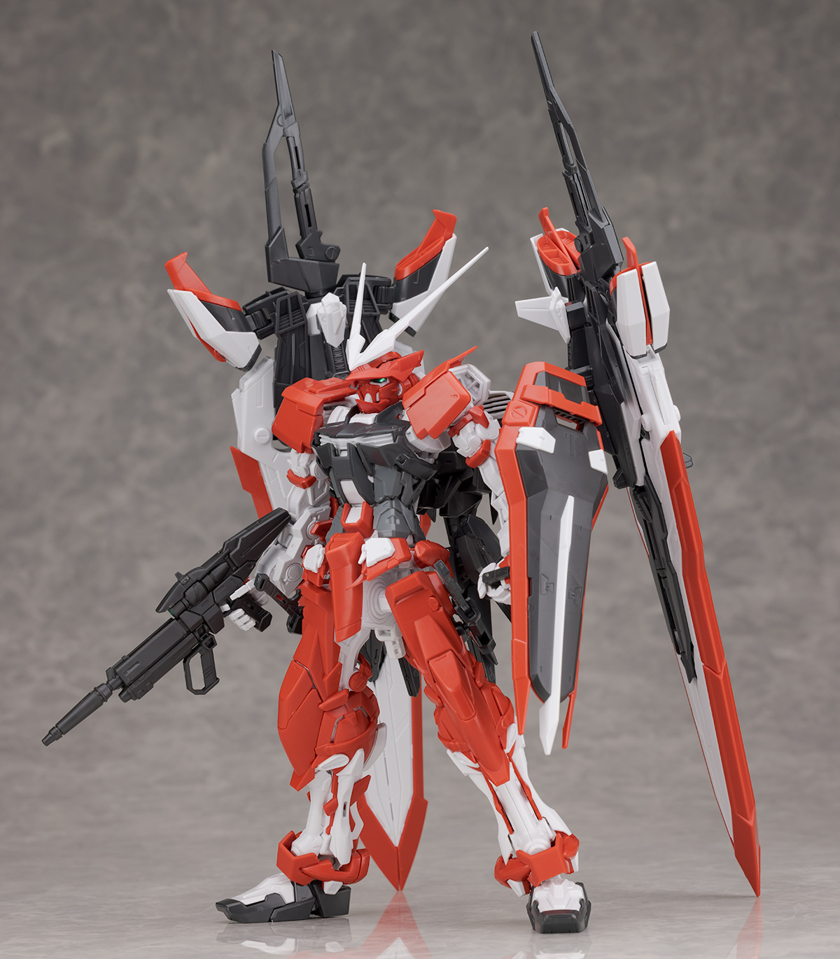 MG ガンダムアストレイ ターンレッド レビュー