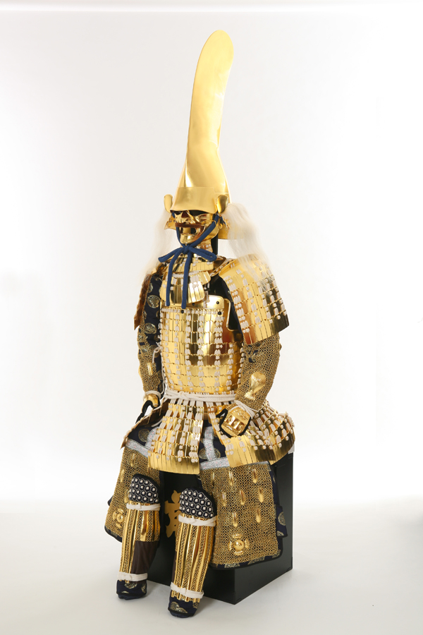 鎧兜甲冑等身大】前田利家 金箔押伊予札卯ノ花糸素懸威具足写 | 甲冑