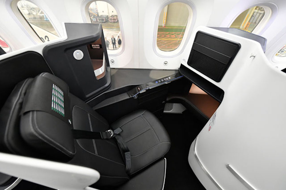 ZIPAIR Reveals Boeing 787-8 Cabin Interior - SamChui.com