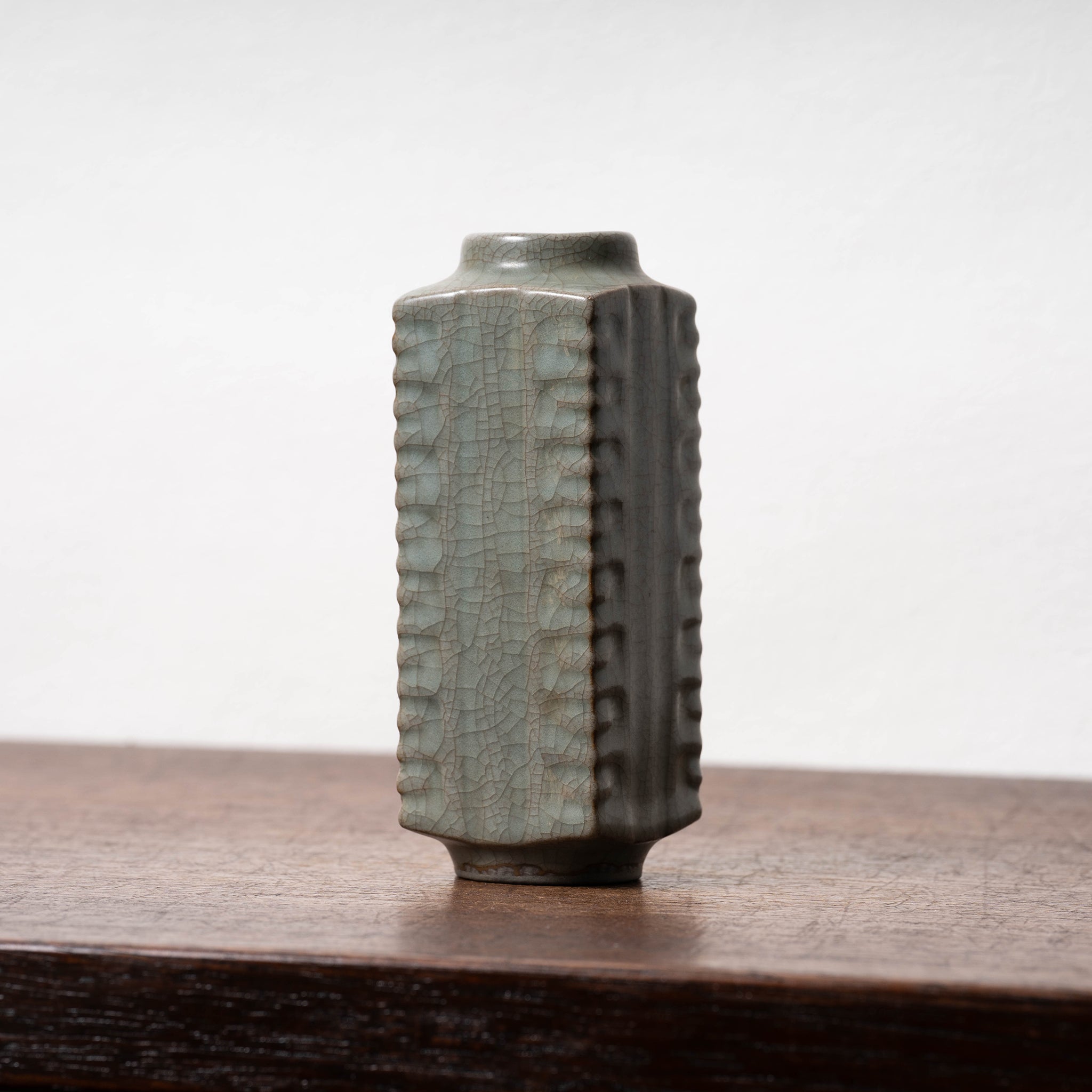 元代官窯 青磁琮形瓶 – 燦禾 SANKA