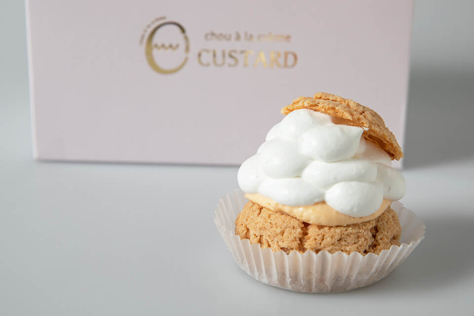 chou à la crème custard（シューアラクレームカスタード