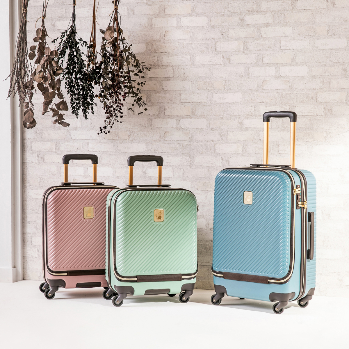 ムーミン新作をご紹介！大人可愛いムーミングッズと楽しくお出かけ