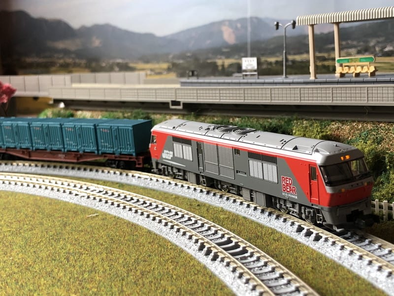 DF200-100形ディーゼル機関車 TOMIX2226 動画も撮影 – 鉄道模型&鉄道