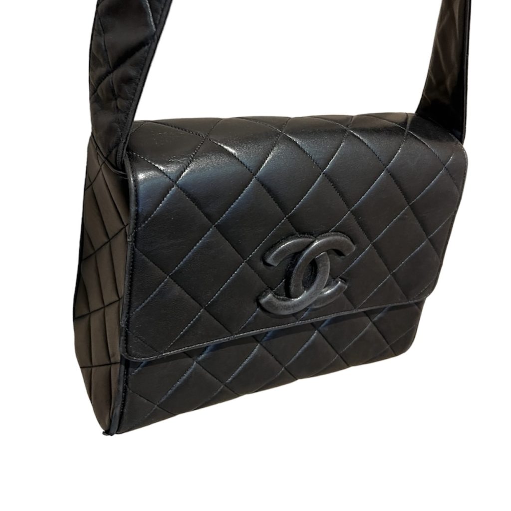 CHANEL シャネル マトラッセ ラムスキン ココマーク ワンショルダー