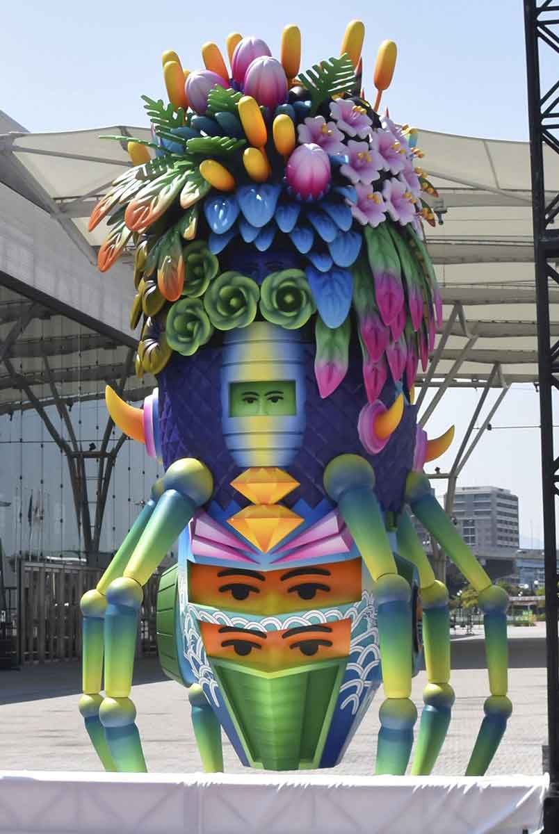 マリンメッセに観光客を迎える彫刻登場 福岡をイメージ | ピックアップ