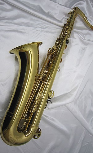 山口県よりお持ち込み頂きました！ヤナギサワ T-50 テナーサックスを