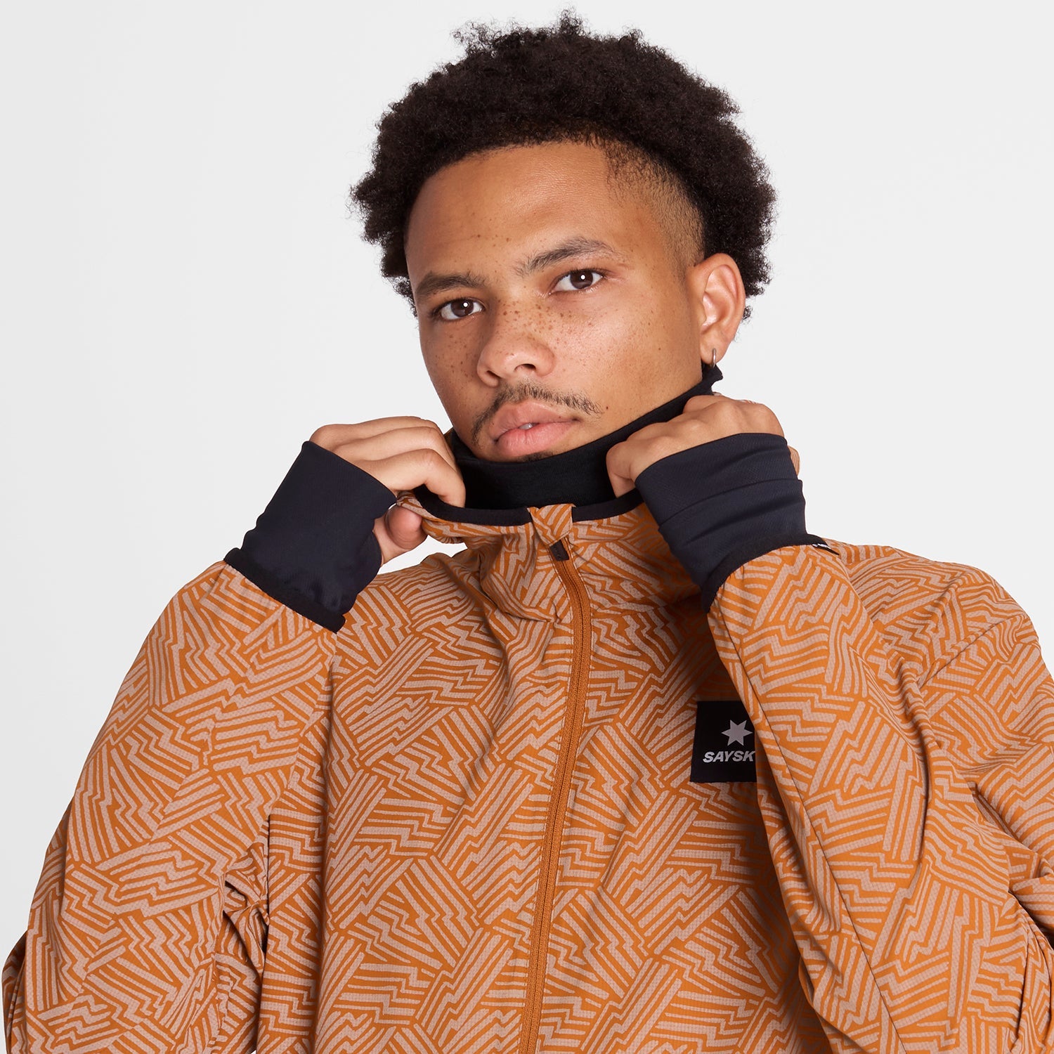 □ 公式 □ SAYSKY/セイスカイ ランニングジャケット OMRJA01c1051