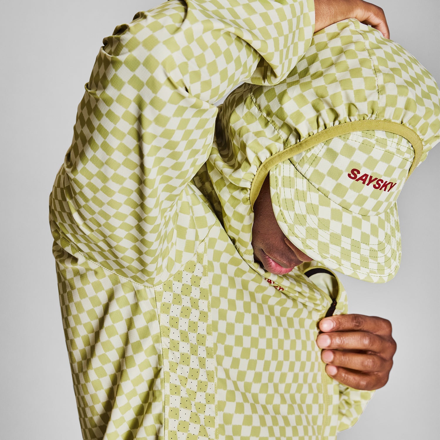 □ 公式 □ SAYSKY/セイスカイ ランニングジャケット NMRJA22c1034